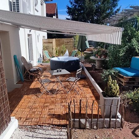 Superbe Appartement Avec Jacuzzi Avec Jardin Prive ลียง ภายนอก รูปภาพ